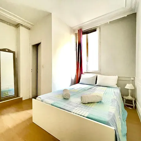 Charming Haussmannian Hypercentre Apartment